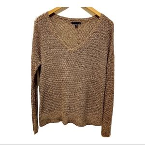 AMERICAN EAGLE TAUPE CABLE KNIT V-NECK LONG SLEEVE SWEATER SIZE MEDIUM